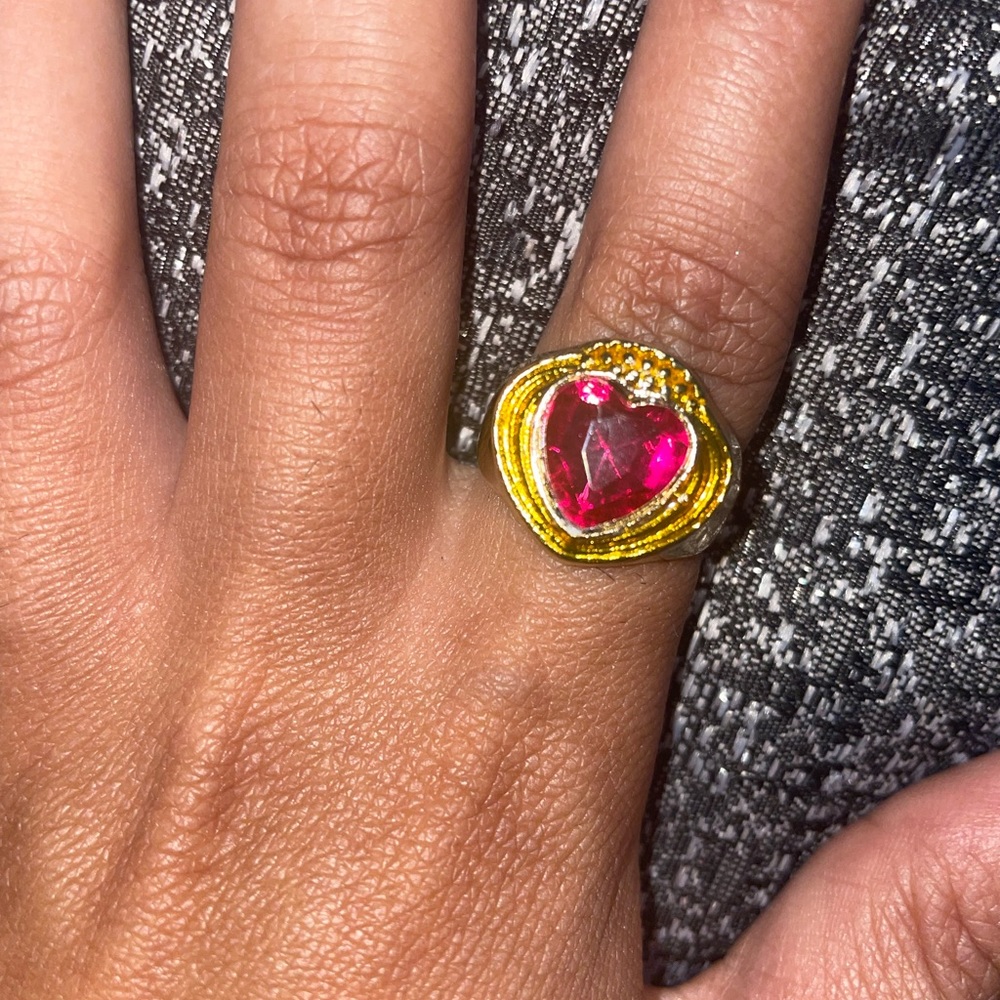 Heart ring
